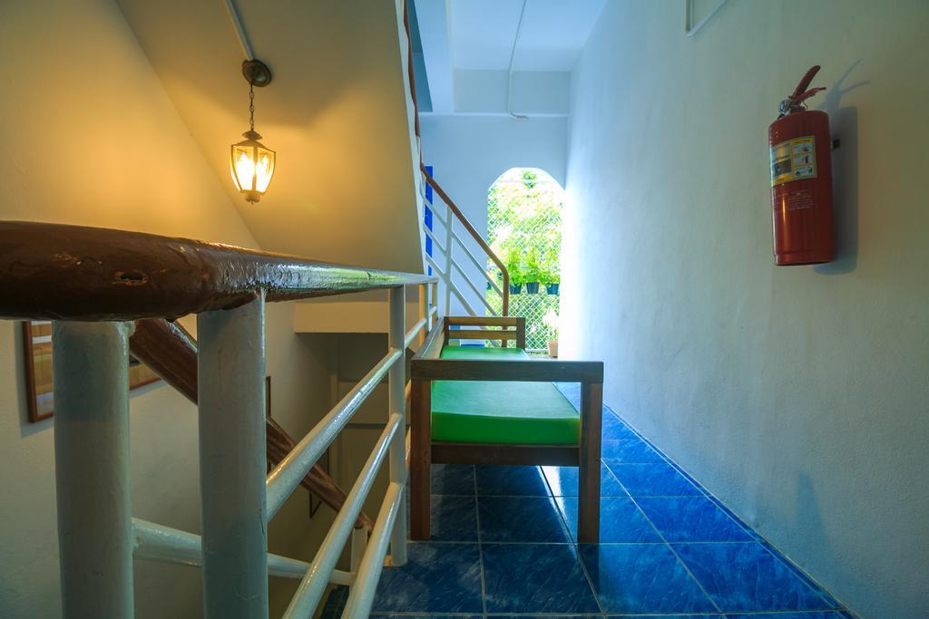 Frog House Bed & Breakfast (Adults Only) Patong Екстер'єр фото