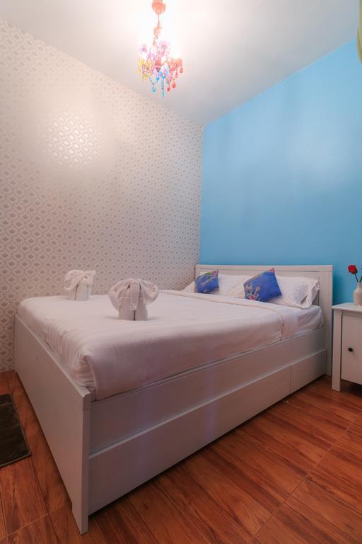 Frog House Bed & Breakfast (Adults Only) Patong Екстер'єр фото