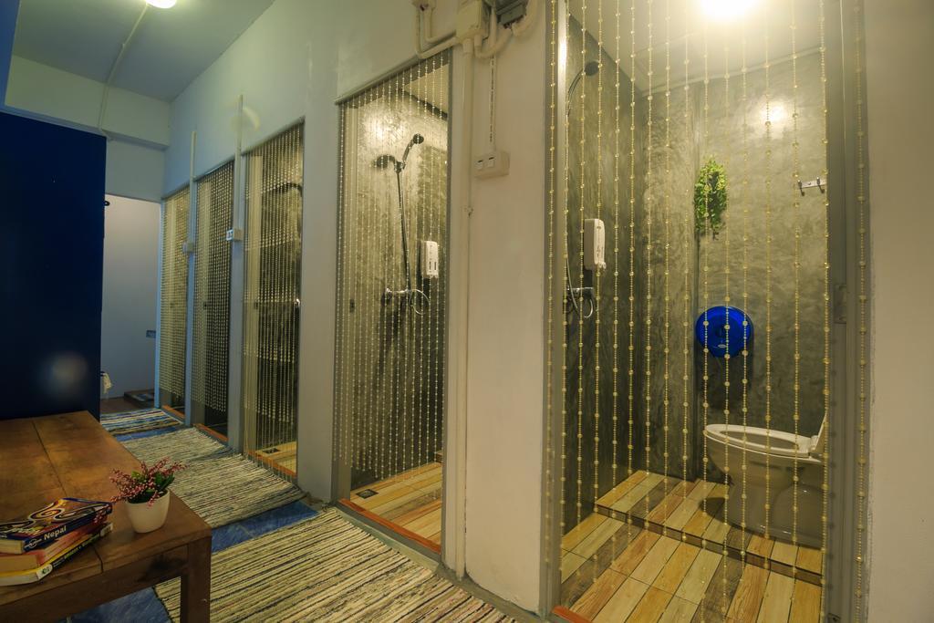 Frog House Bed & Breakfast (Adults Only) Patong Екстер'єр фото